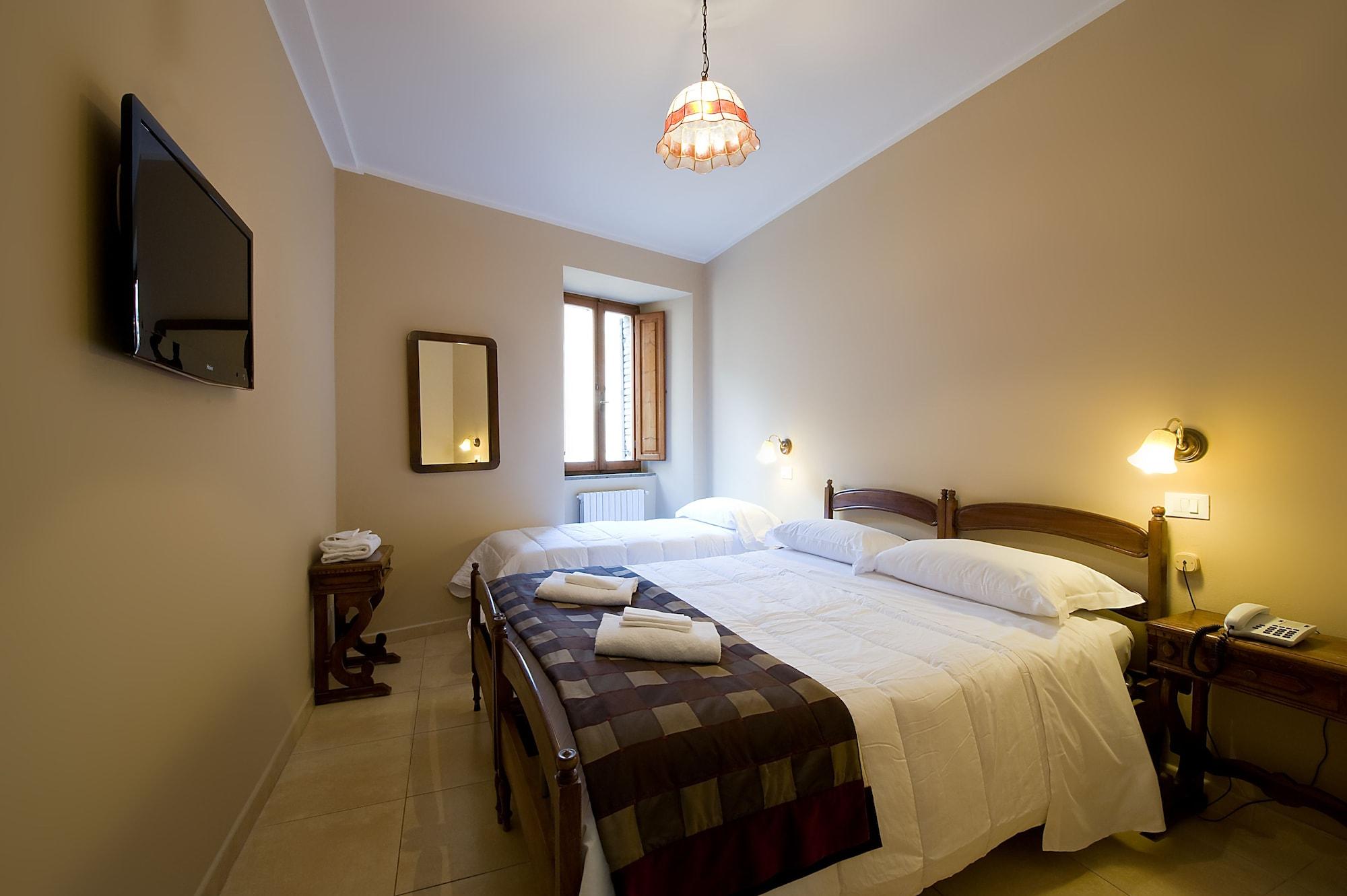 Hotel Properzio Assisi Kültér fotó