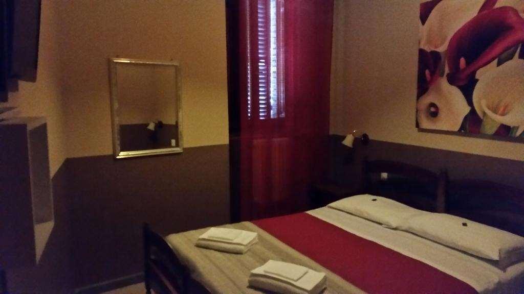 Hotel Properzio Assisi Szoba fotó